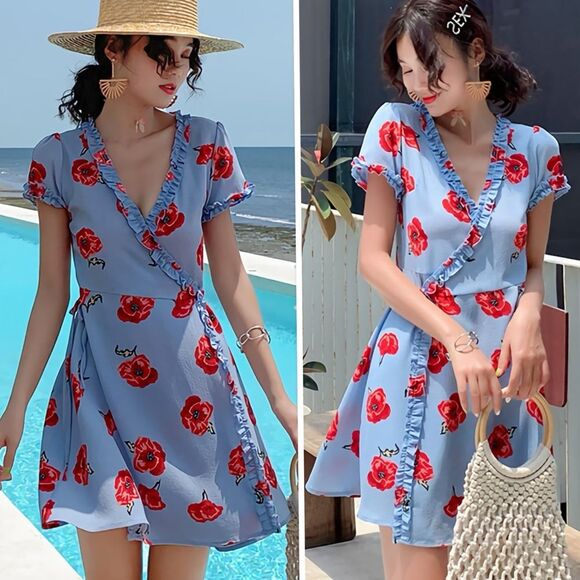 Reformation Dresses & Skirts - Reformation Garnet Wrap Dress Pelyana V-Neck Floral Print Dress In Blue Ref Sz S